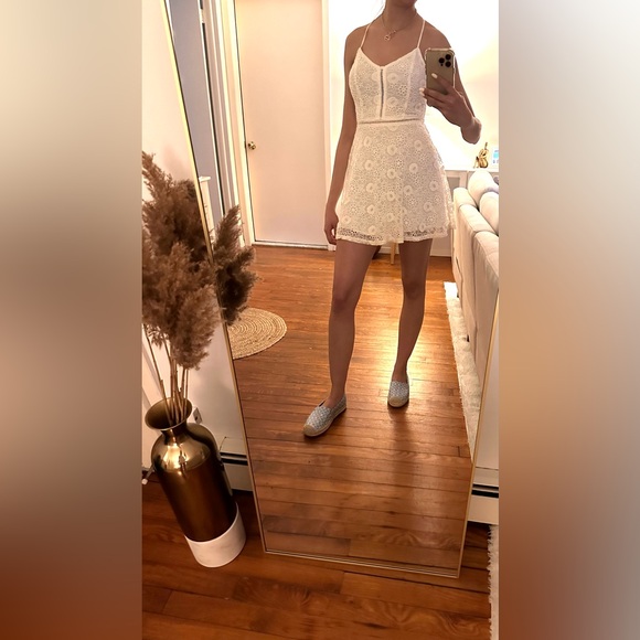 🆕Abercrombie&Fitch white dress - Picture 2 of 6